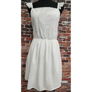 White eyelet lace sundress M Honeymoon Bachelorette Bride Y2K Ruffle Baby Shower